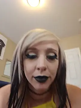 AmethystFoxx élő XXX-chatje