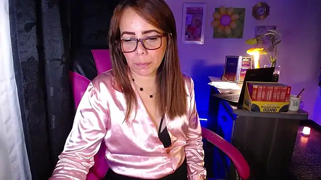 danielle_rose_1 élő XXX-chatje