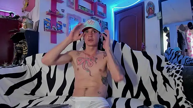 LokyHartt élő XXX-chatje