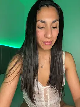 MaddyX__ élő XXX-chatje
