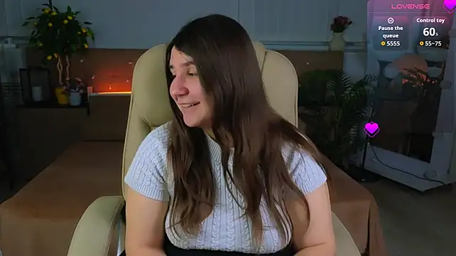 צ'אט XXX בשידור חי של Viola__Shy