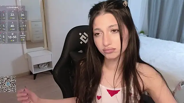 Honeycamillan Live XXX chat