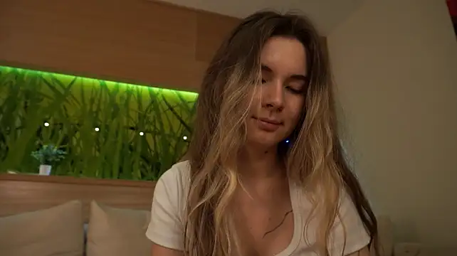MarlinVariann Live XXX chat