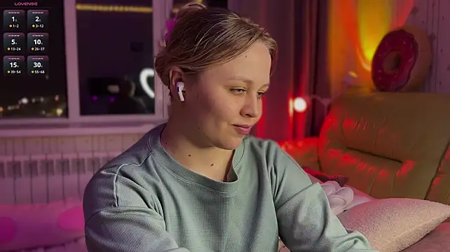 Estella_Elwood élő XXX-chatje