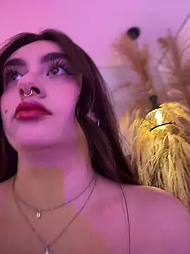 cute__cherry_'s Live XXX Chat