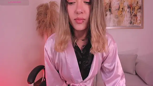 EveBensonX élő XXX-chatje