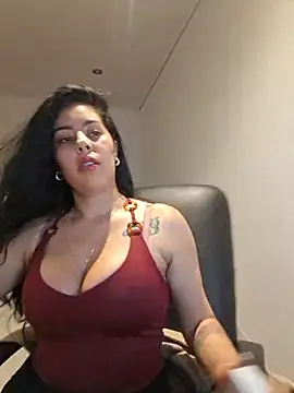 Luianna Live XXX-chat