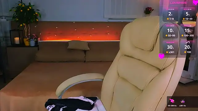 XXX chat uživo modela Viola__Shy