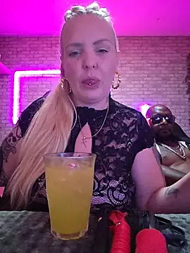 QueenMelissaa Webcam Show