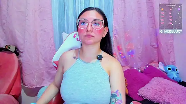 lucy_neil's Live XXX Chat