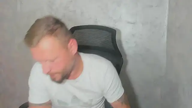 20CMCOCK2026 Webcam show