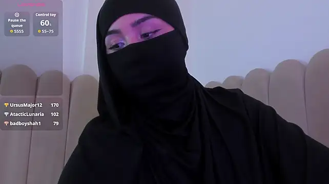 XXX chat uživo modela _Amirah
