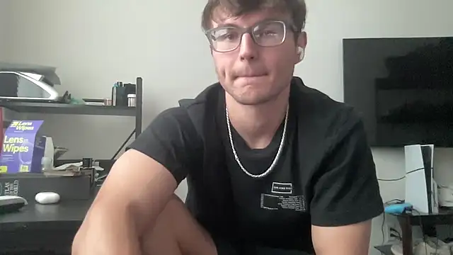 ryan_28747 Show in webcam