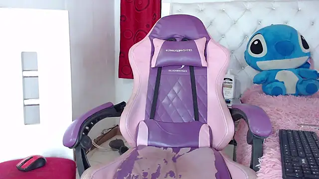 Briannabrachho Adlı Modelin Canlı XXX Sohbeti