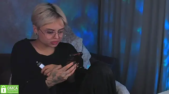 Ruby_J0hnson élő XXX-chatje