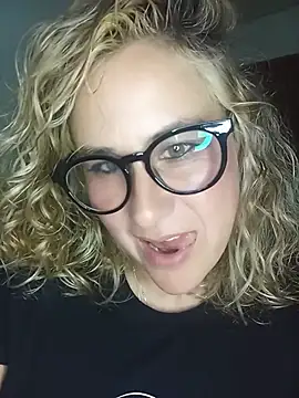 viviana49sexy élő XXX-chatje