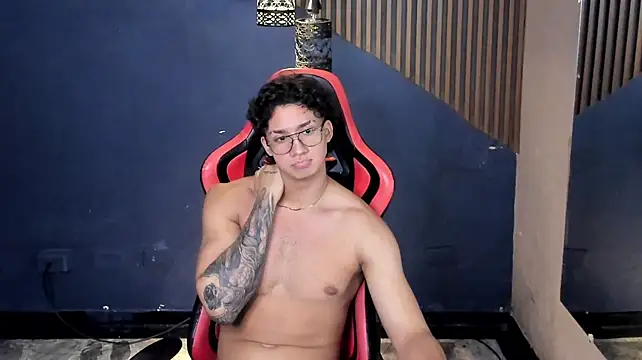 Axxel_Musclen Live XXX chat