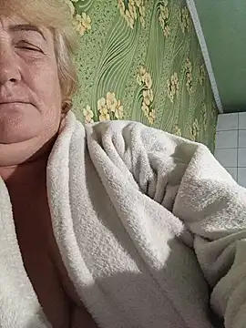 NikaLove49011 élő XXX-chatje
