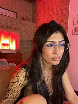 mia_devine_ élő XXX-chatje