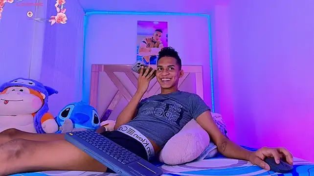 แชท XXX สดของ dilan_alfonzo