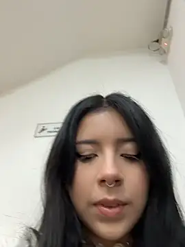 softdoll-_ élő XXX-chatje