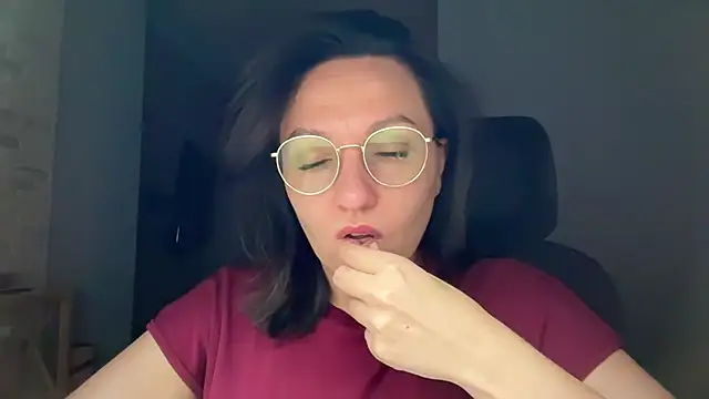 Živý XXX chat KamilaXHot