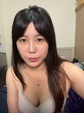 vivi131927n Live XXX chat