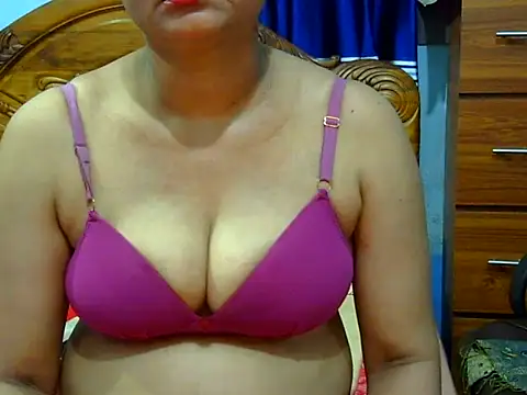 Horny_Doll24n Live XXX chat