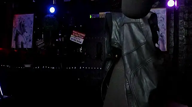 LexHardyのライブXXXチャット