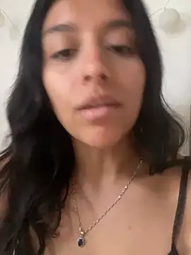 BrittanyDiaz élő XXX-chatje