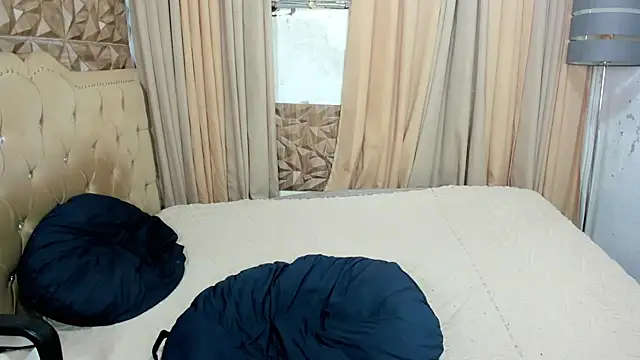 CandySweetCock 现场XXX聊天