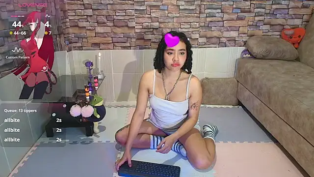 Dhalila_ Chat XXX live