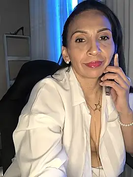 Mrsvictoriaaa লাইভ XXX চ্যাট