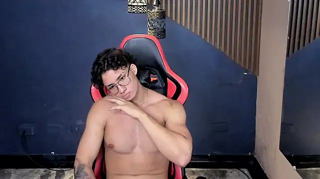 Axxel_Muscle 现场XXX聊天