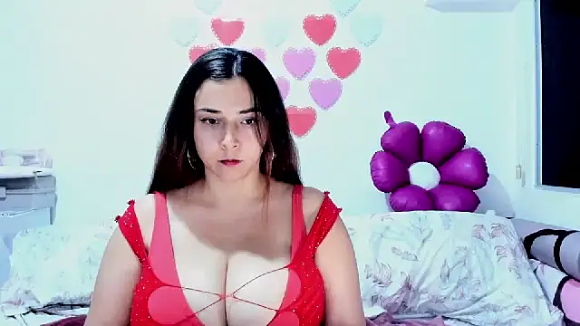 SuzyGamingFairy's Live XXX Chat