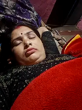 Your-shreya143 élő XXX-chatje