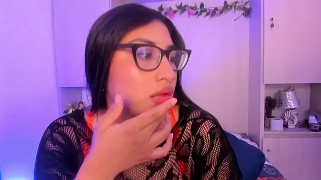 CANDYGABYY élő XXX-chatje