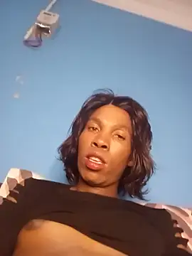 hoittytoittyxx élő XXX-chatje