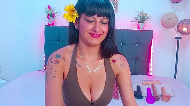 candy_lux_ élő XXX-chatje