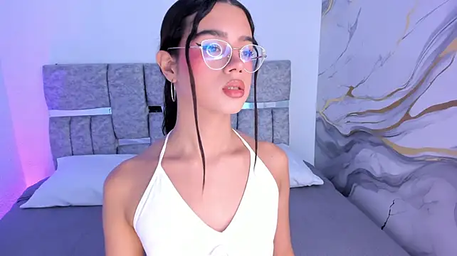 VictoriaMonroee_ élő XXX-chatje