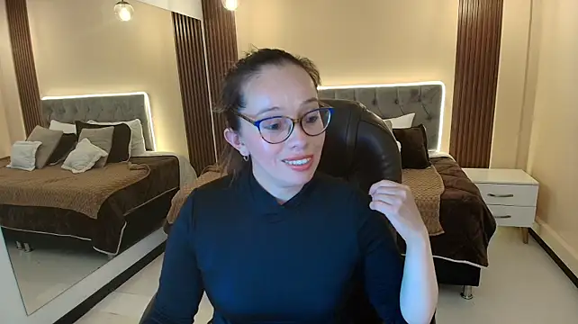 Czat XXX na żywo – Victoria__blake_