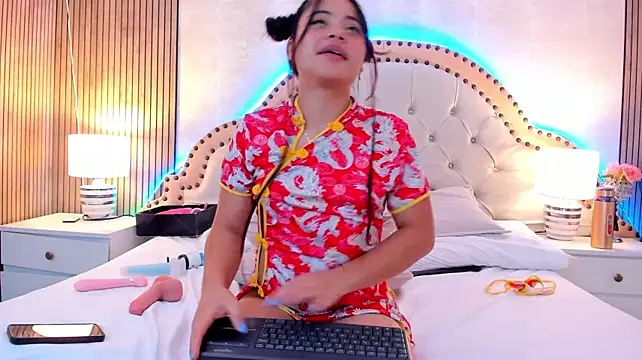 CintiaHolmssn Live XXX chat