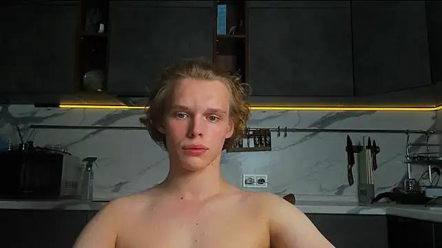 lolKenDowson Chat XXX in diretta