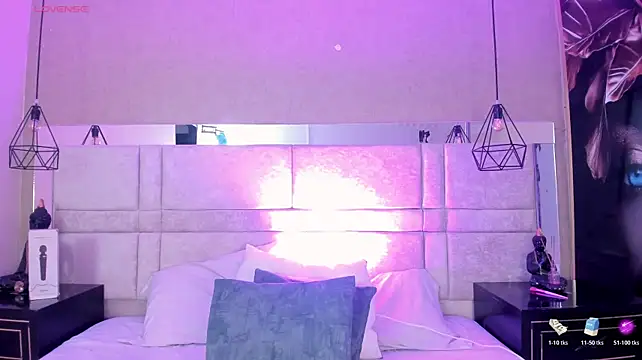 SamaanthaMiller élő XXX-chatje