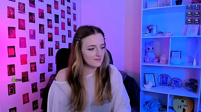 luna_berryy élő XXX-chatje