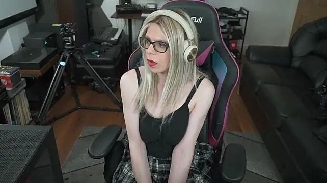 KelseyCobaltn Live XXX chat