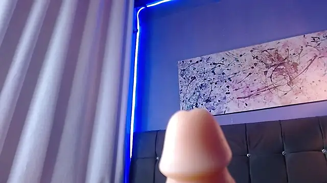 emma_cut3_ Chat XXX live