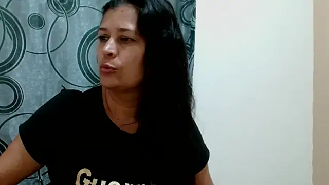 KARYNA_MILF XXX чат на живо