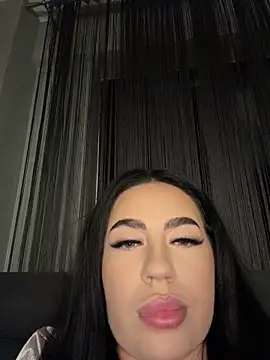 Andrestarr Adlı Modelin Canlı XXX Sohbeti