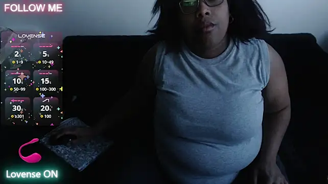 ROSEXXMARY XXX чат на живо